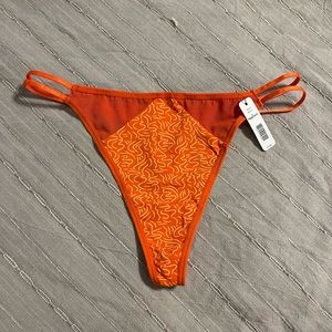 NWT BootayBag Thong